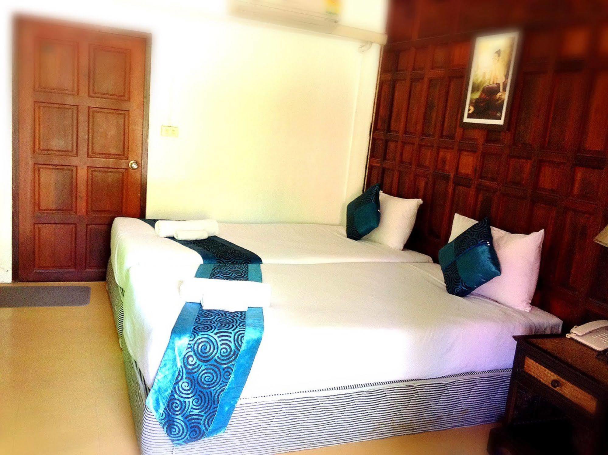 Jaroenrat Resort Samut Songkhram 외부 사진