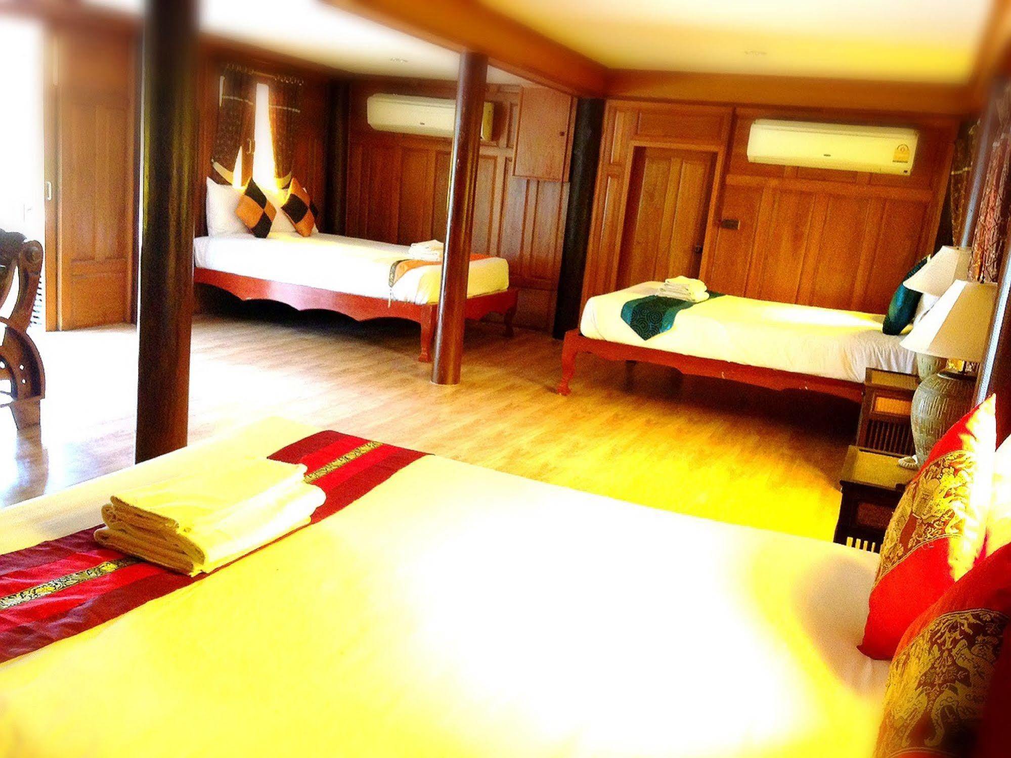 Jaroenrat Resort Samut Songkhram 외부 사진