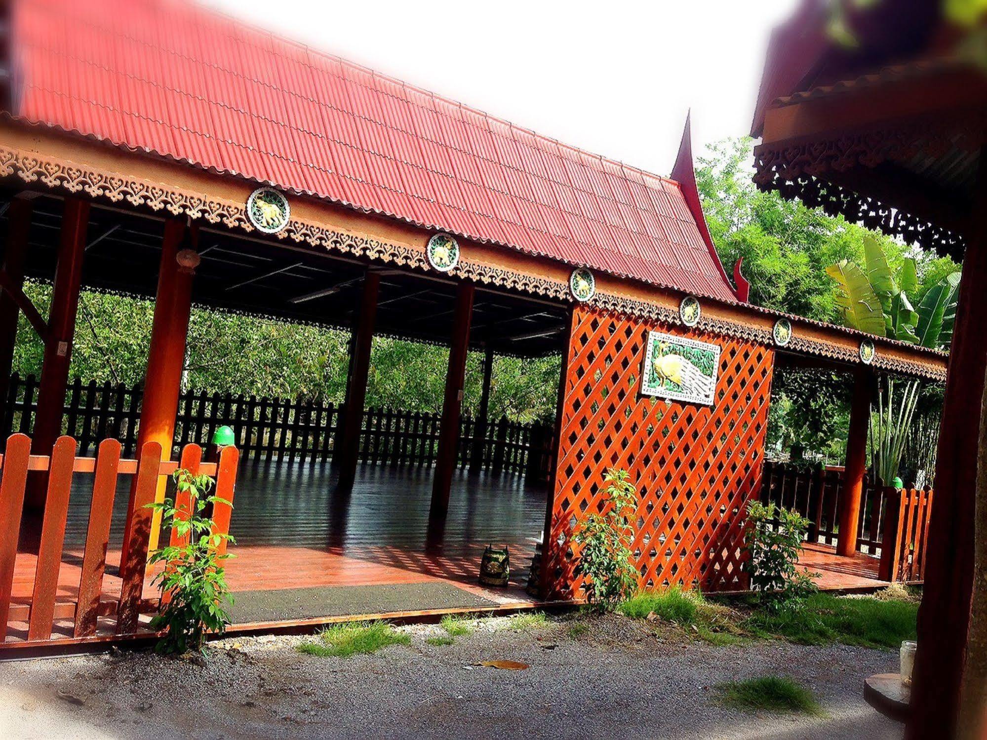 Jaroenrat Resort Samut Songkhram 외부 사진