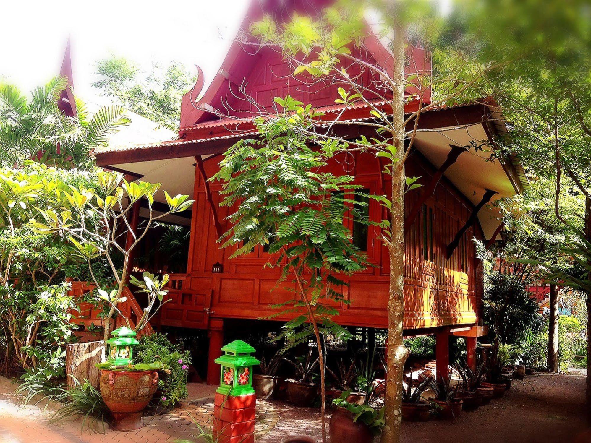 Jaroenrat Resort Samut Songkhram 외부 사진