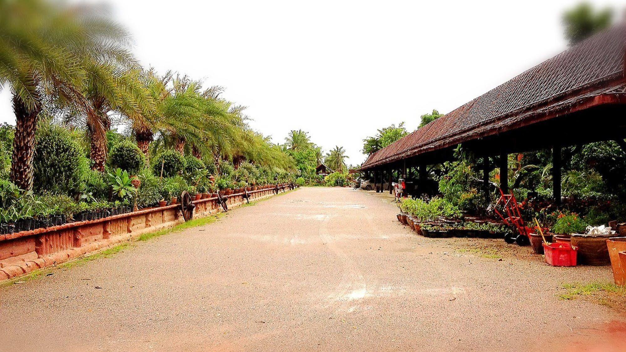 Jaroenrat Resort Samut Songkhram 외부 사진