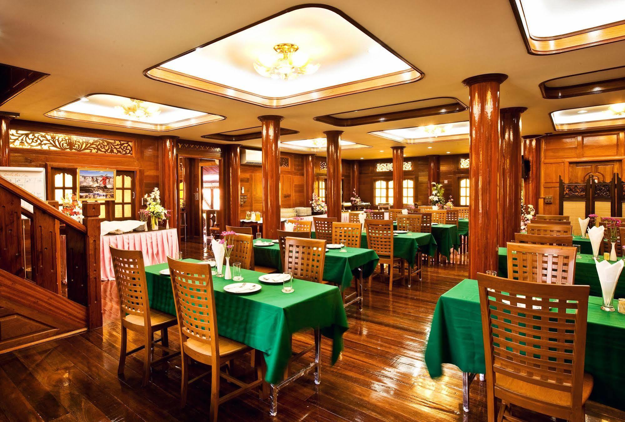 Jaroenrat Resort Samut Songkhram 외부 사진