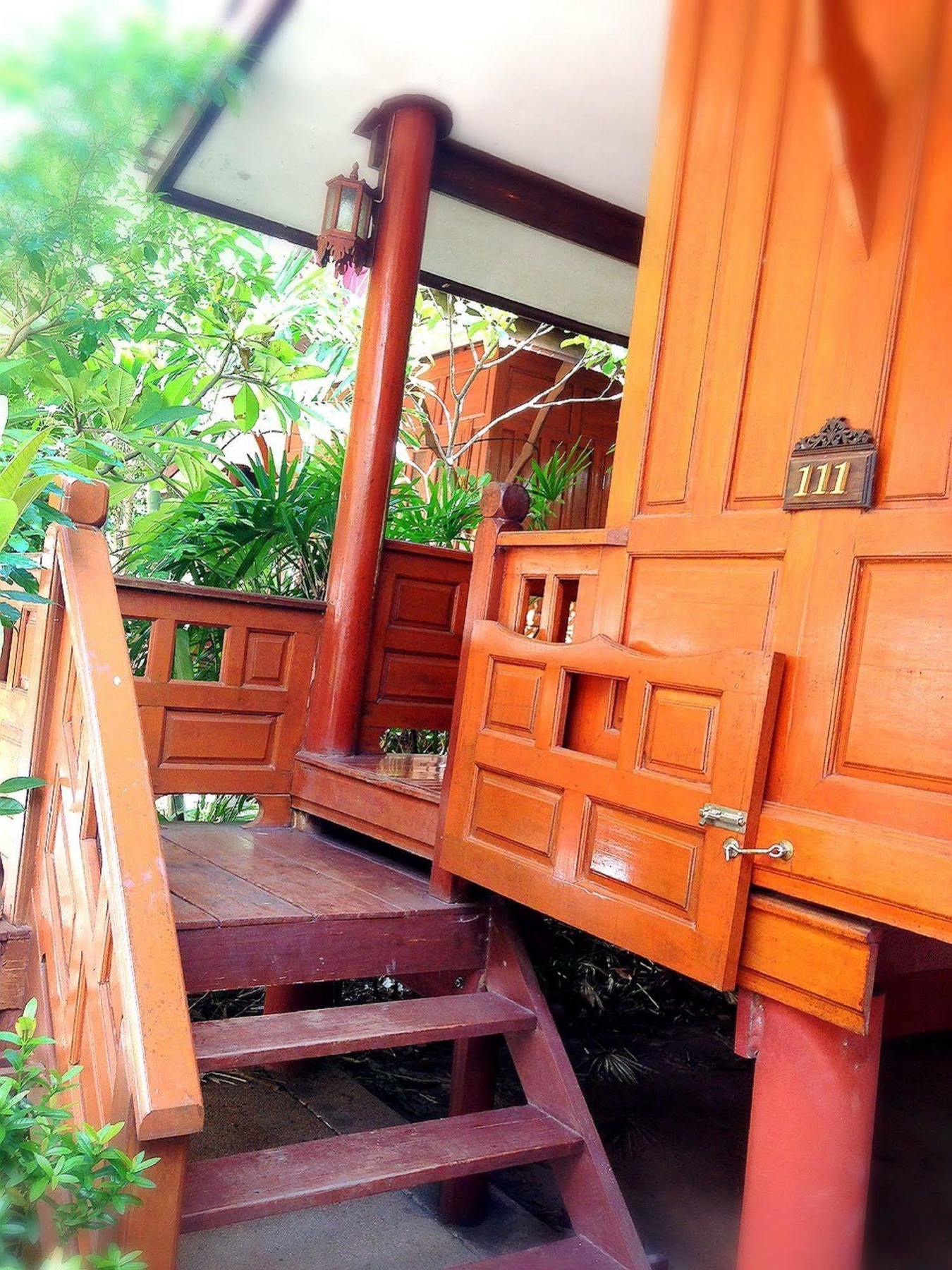 Jaroenrat Resort Samut Songkhram 외부 사진